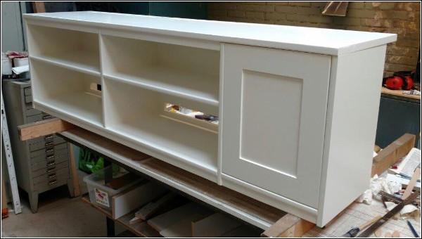 Dressoir uitgevoerd in geschilderd MDF
