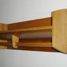 Kapstok
Uitgevoerd in eikenhout door Coos Kramer