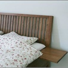 Tweepersoonsbed
Uitgevoerd in Amerikaans kersenhout door Luci Moorman