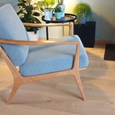 Fauteuil
Uitgevoerd in Inlands esdoornhout door Lody Bollebakker