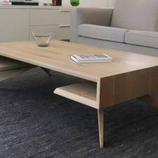 Salontafel
Uitgevoerd in Europees eikenhout door Hilbert Koster