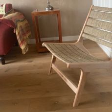Fauteuil
Uitgevoerd in Inlands esdoornhout en biezen door Peter van 't Hoff